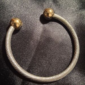 Qray Elegant Silver Stainless and Gold Cuff Bracelet Adjustanle With Magnets.